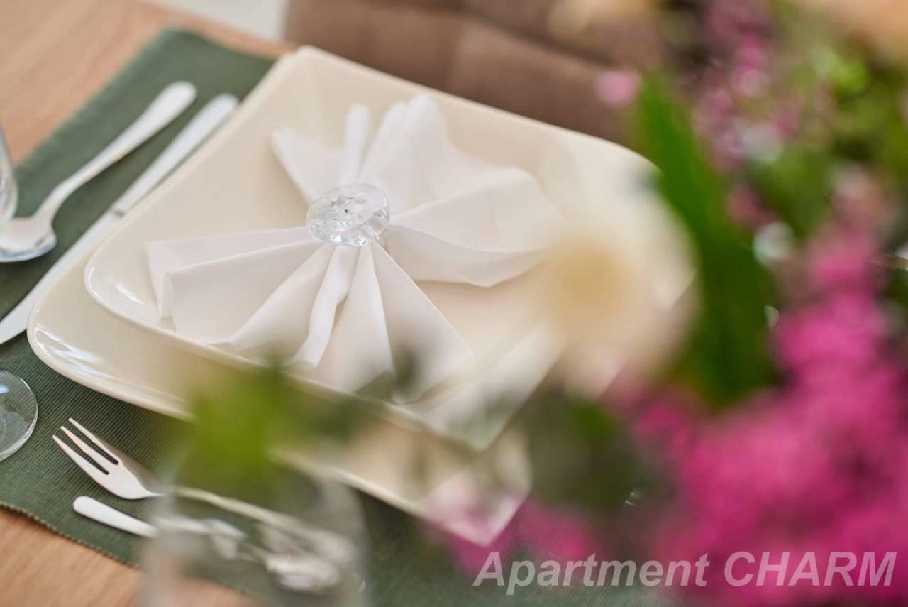 Luxury Apartment Charm With Pool تروغير المظهر الخارجي الصورة